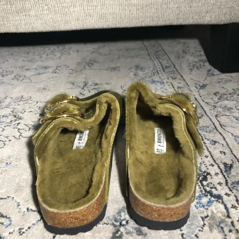 Birkenstock Arizona Big buckle Shearling sandal slide fur olive green